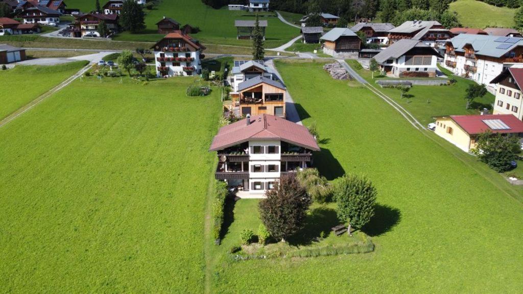 Seehaus Verena Weissensee Esterno foto
